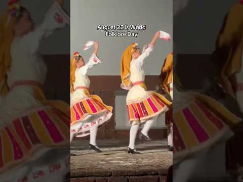 Horo: Bulgarian Folk Dancing