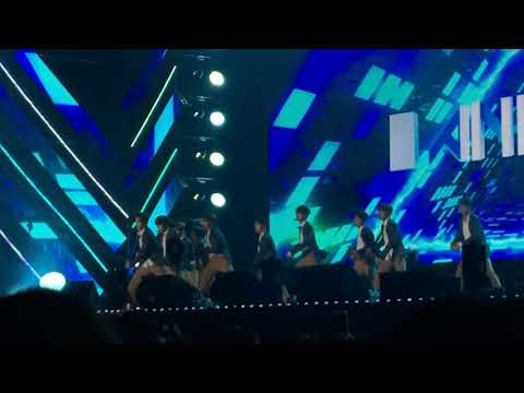 170916  워너원 - Pick Me (나야나) @ Wanna One 1st Fan Meeting in BKK