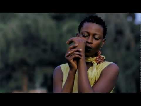 PéPé OLEKA Mousso-Tchité