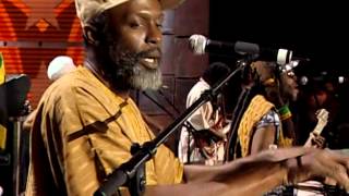 Steel Pulse - No More Weapons (Live at Farm Aid 2006)