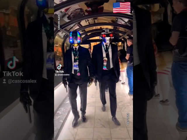 Vídeo relacionado con Funidelia | Casco Daft Punk para hombre y mujer Cantantes, Grupos Musicales - Accesorios para adultos, accesorio para disfraz - Blanco