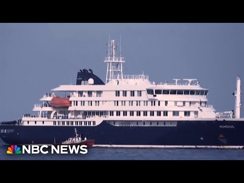 American cruise passenger allowed to go home after hold-up