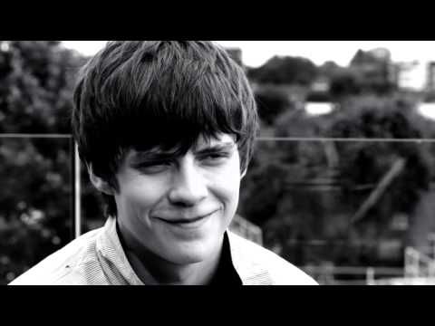 JAKE BUGG INTERVIEW - HUNGER TV: DIRTY LIVE