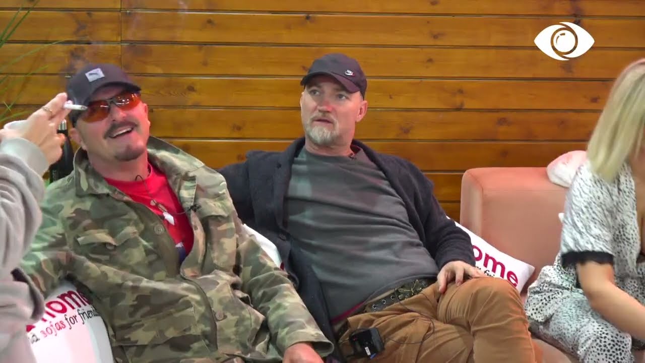 Ishalla s'më ke hedhur rrobat nga ballkoni, Herioni i dërgon mesazh gruas