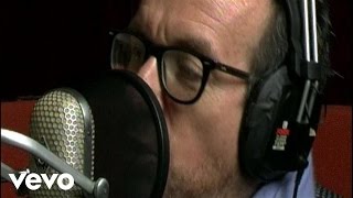 Elvis Costello, Allen Toussaint - Who's Gonna Help Brother Get Further