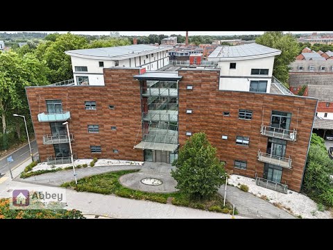 A 1 Bedroom 2nd Floor Apartment: TO LET