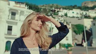 Disaronno Velvet New Dolcevita - Dis is our Summer (USA)