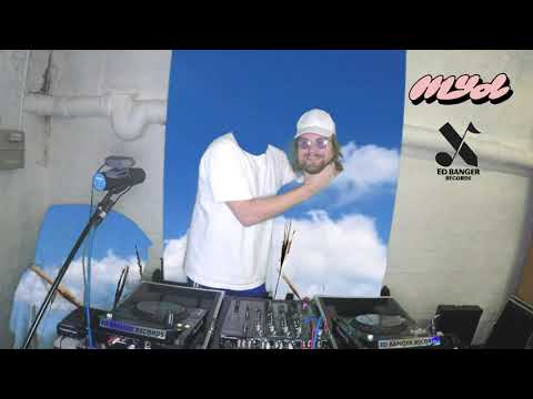 The Myd's Show with James Darle - CoMyd-19: Season 2 Episode 3