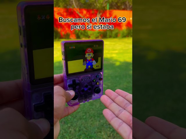 Vídeo relacionado con Voiakiu juegos - Decoraciones clásicas retro, pequeña máquina videojuegos, colgante clásico para regalos fiesta videojuegos, cumpleaños, regalo para niños