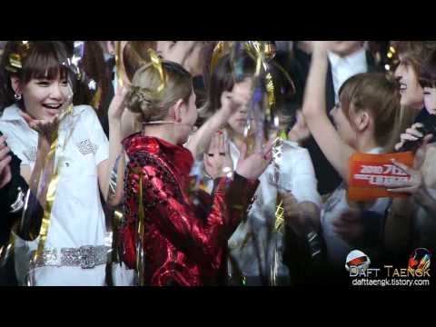 [Fancam] 101231 Boa Taeyeon Sooyoung Sunny - White Team Won @ Gayo