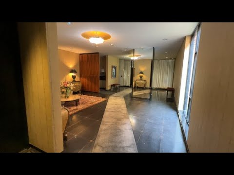 Vintage Otis Traction Elevator - Apartment Building in Evanston IL