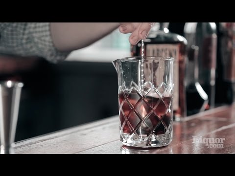 How to Stir a Cocktail - Tips & Tricks from a Bartender