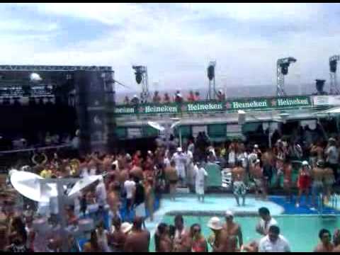 DJ Suzee X - MOB Brazil 2010 - On Deck On the Decks 1