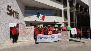 preview picture of video 'Marchan maestros contra Reforma Educativa en Ciudad Victoria'