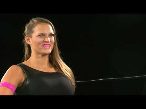 Kelly Klein vs Gemma Cross