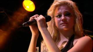 Pixie Lott - Cry Me Out (Live at Radio 1&#39;s Big Weekend)