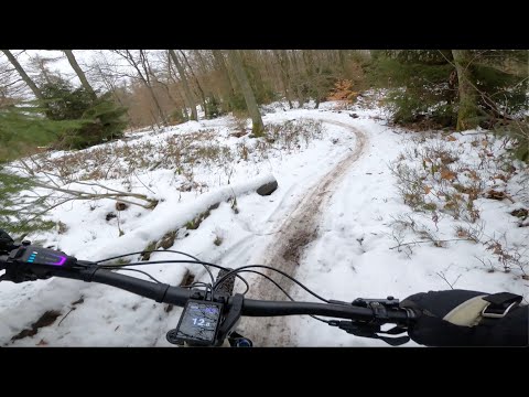 Cube Stereo Hybrid 160 HPC SL bei Schnee & Eis 🥶 im Taunus "Ebbelwoi"
