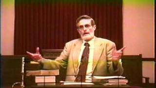 EX-ROMAN CATHOLIC PRIEST CONTRASTS CHRIST'S PRIESTHOOD TO ROME'S PARODY OF A PRIESTHOOD