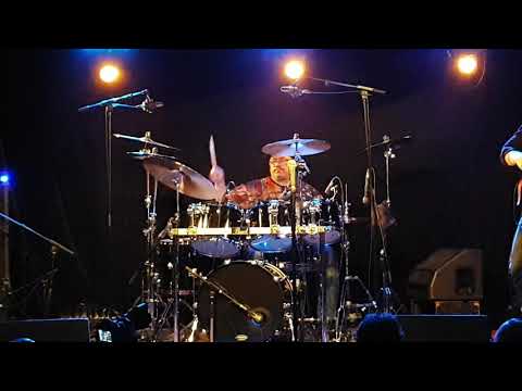 Dennis Chambers, Hadrien Feraud, Dean Brown