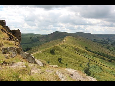 A round walk to the summit of Mam Tor and along The Great Ridge