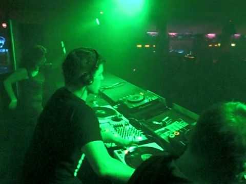 Dynanim @ Heimspiel, Spitz, Eisenach, 18.12.10, part1.MOV