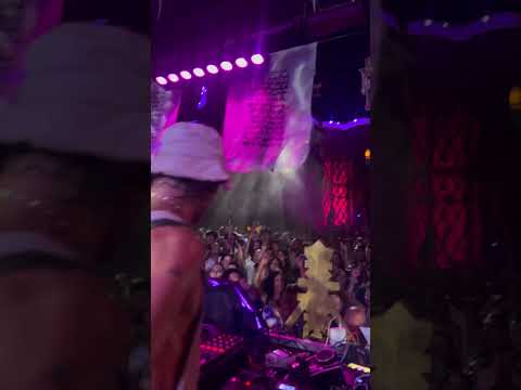 Bora Uzer | Closing WooMoon