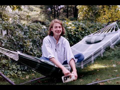 Mary Oliver: Saved by the Beauty of the World Mary Oliver: Saved by the Beauty of the World TRAILER trailer thumbnail