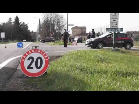 Il posto di blocco dei carabinieri alla Cava