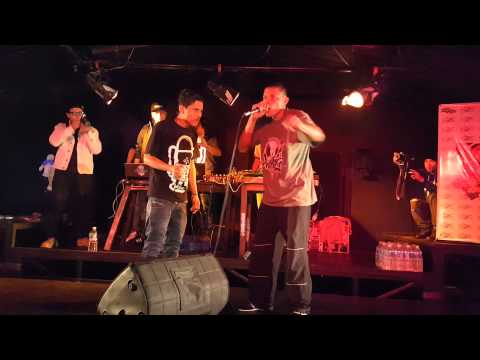 BATALLA DE GALLOS/4TOS/PATRON MC VS AKFREESTYLE/FREESTYLE RAP/COLOMBIA Y VENEZUELA