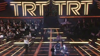 Kayahan & Demet - Gözlerinin Hapsindeyim (1990 Türkiye Ulusal Finali)