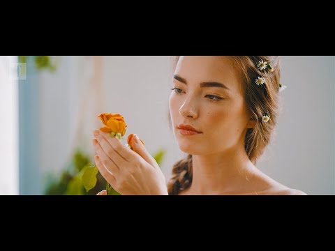 Coleção Singapore Tatler X Bvlgari Fiorever