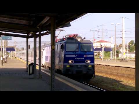 Spotkanie po latach - EP09-030 z EIC Krakus wjazd i odjazd - Warszawa Zachodnia