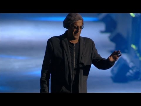 Adriano Celentano - Una carezza in un pugno (LIVE 2012)