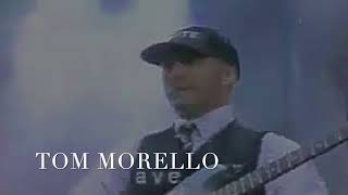 Download lagu Guthrie Govan VS Tom Morello - Bulls on Parade mp3 Download lagu Guthrie Govan VS Tom Morello - Bulls on Parade mp3