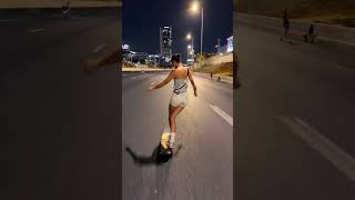 The streets are ours ✨ #longboard #longboarddancing #skatergirl #telaviv #skate