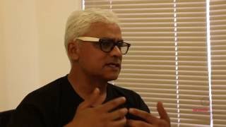 Sudhanva Deshpande on Jana Natya Manch and Street Theatre video