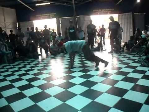 Itaguara Battle 2013 - Project IDT (Klebyn e Richard) vs Flow Gangz (Renan e Felipe)