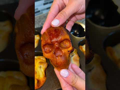 Make these Pizza Skulls this October!💀🍕