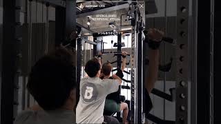 モデル TikToker 羽柴なつみ (@na0912mi) ジム トレーニング動画 #shorts