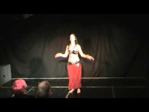 Natasha Bradley performing Bosat el Reeh