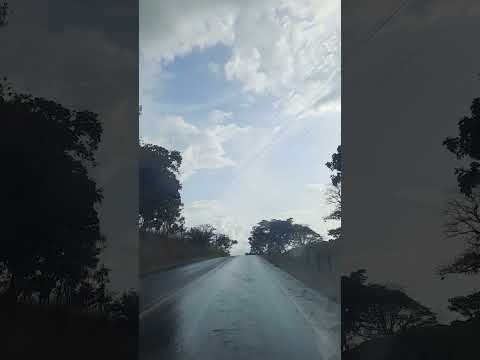 Chuva Fina no Asfalto rumo a Itaguaru Goiás🛻🚘🌦 #automobile #asfalto #car #carros #transito #auto