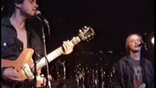 The Greenhornes (Part 1) 2001 Houston "So Lonely","Lies" Live Concert