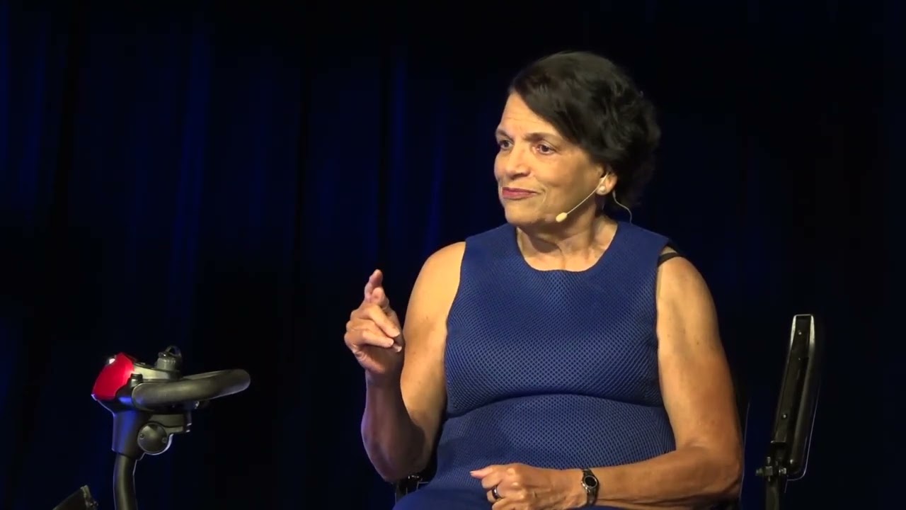 Cynthia Guy on stage