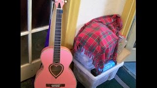 Video thumbnail for JJ Heart 3/4 Acoustic Guitar Review and Demonstration - Mike Culligan by giantdormouse
