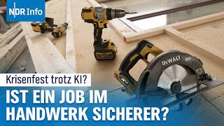 KI und Arbeitsmarkt: Ist ein Job im Handwerk sicherer als ein Bürojob? | NDR Info