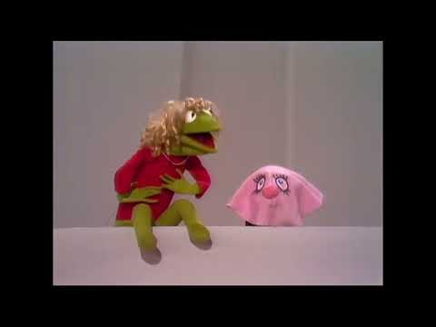 Rosemary Clooney & The Muppets - I've Grown Accustomed To Your Face
