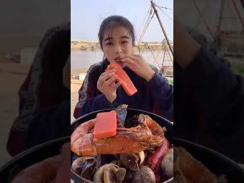 #Foodmyvillage #NisaLifestyle 🦐🦀🦑Cooking Shrimp Curry Spicy with Bell peppers for Food#648