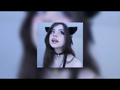 Mc PW, Mc Vittin PV & Mc Fiote - meia noite ela sai - speed up