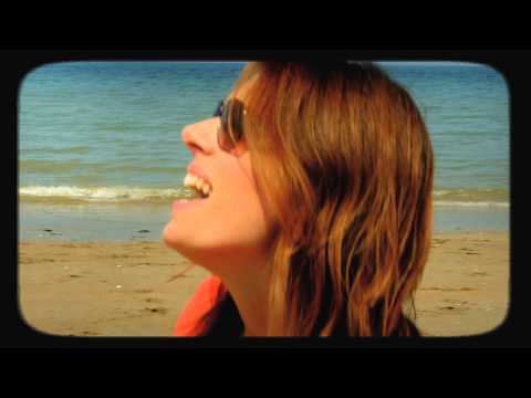 Stéphanie Sandoz - Le Soleil Donne (cover) - (Feat.Samira Brahmia) - Clip officiel