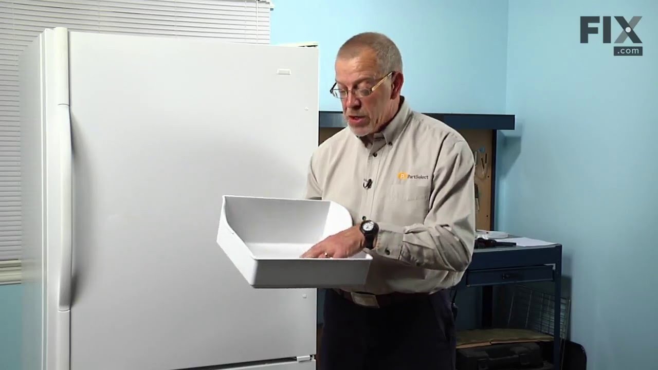 Replacing the Ice Bucket